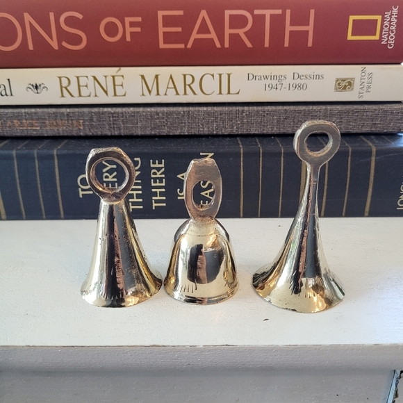 Set of 3 Vintage Retro Miniature Tiny Cute Brass Bells Primitive - Picture 4 of 5
